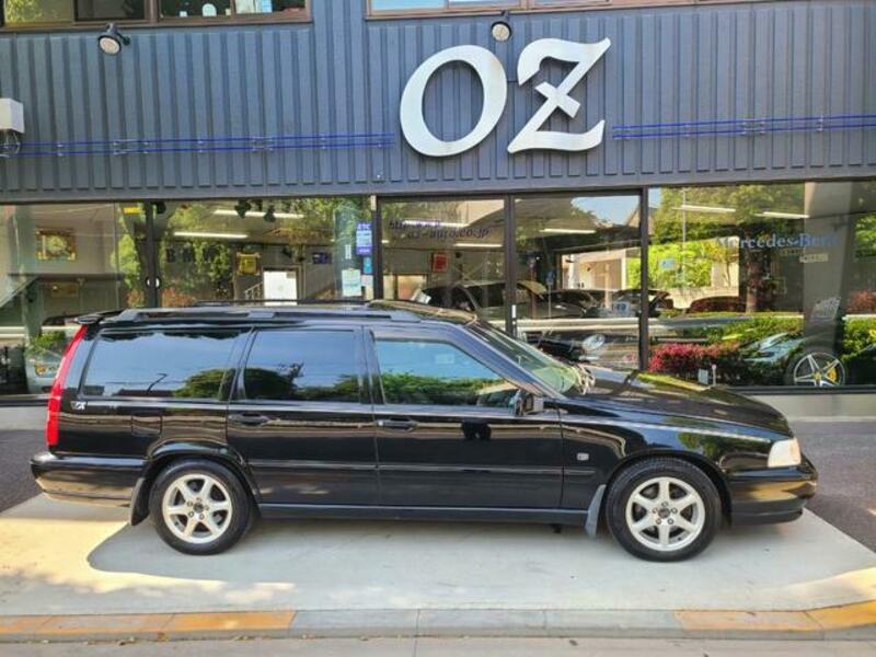 V70