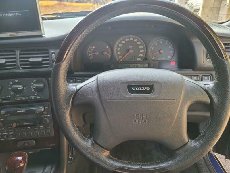 V70