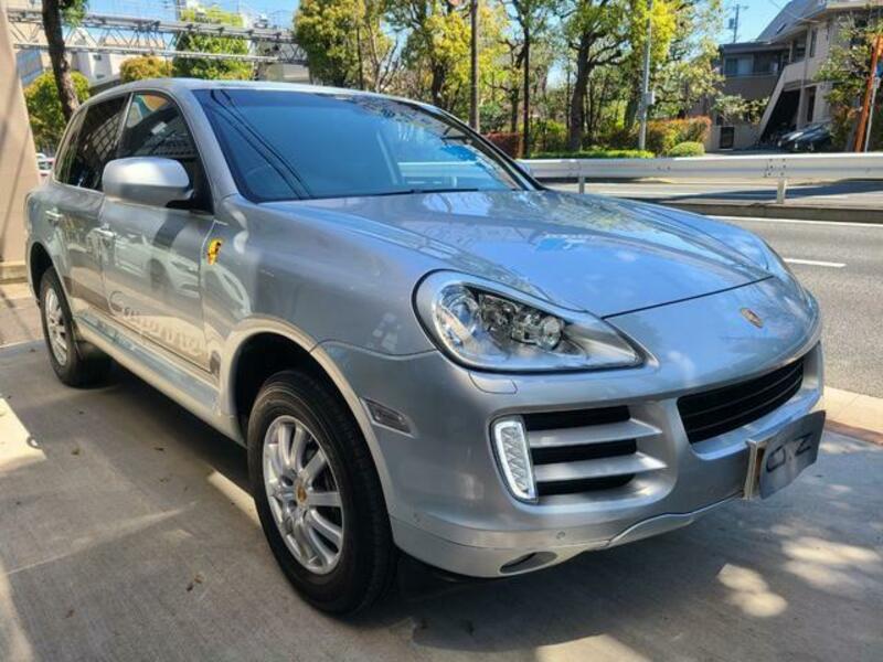 CAYENNE