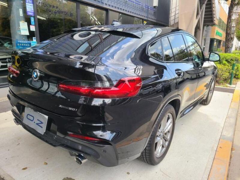 X4