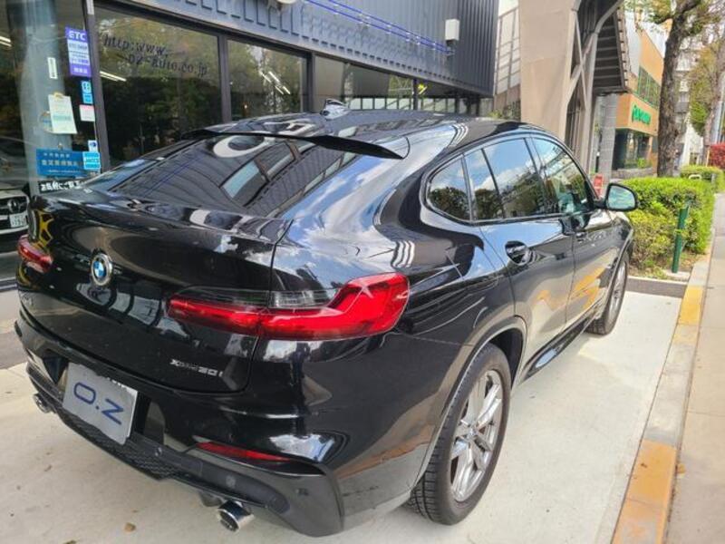 X4