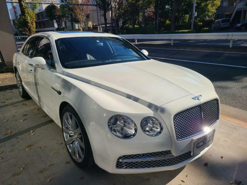 FLYING SPUR