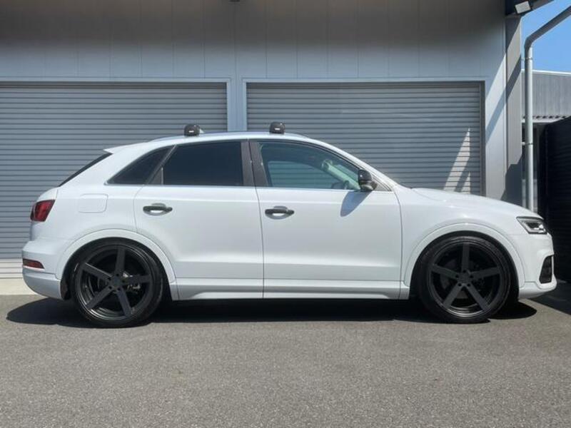Q3