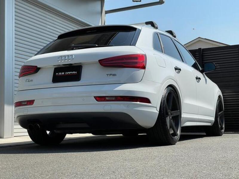 Q3