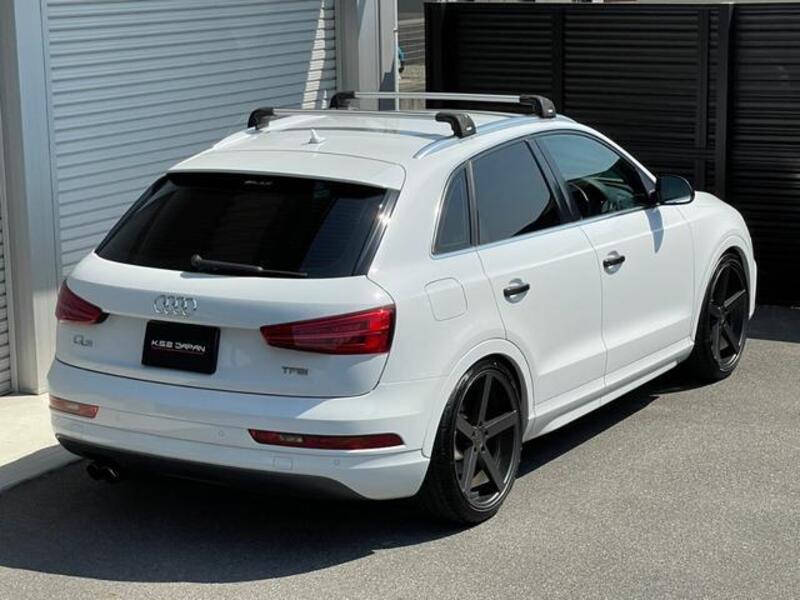 Q3