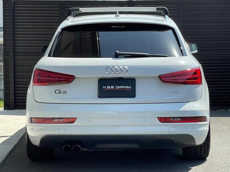 Q3