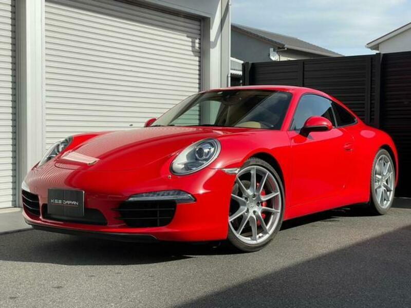 PORSCHE 911