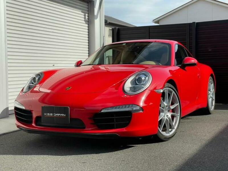 911
