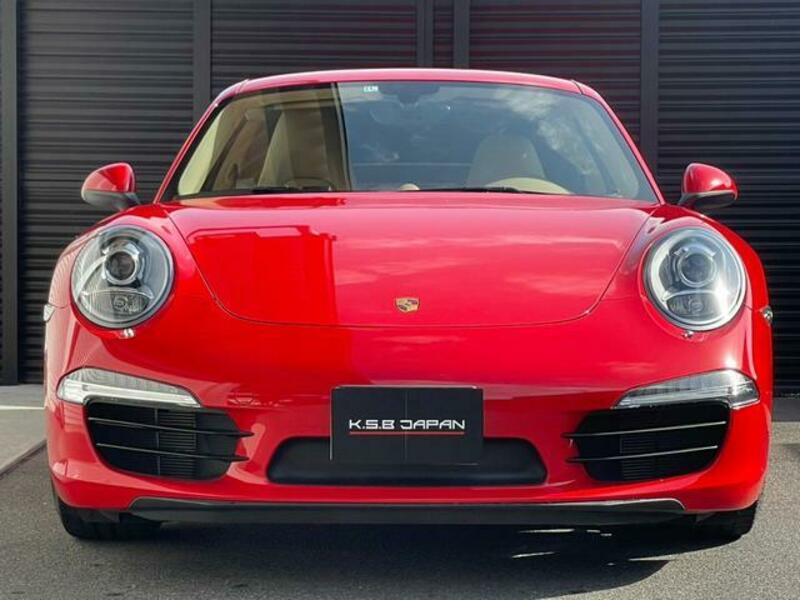 911