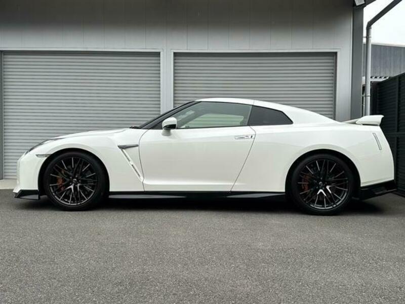 GT-R