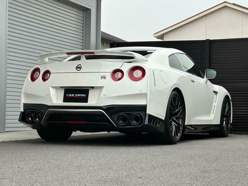 GT-R
