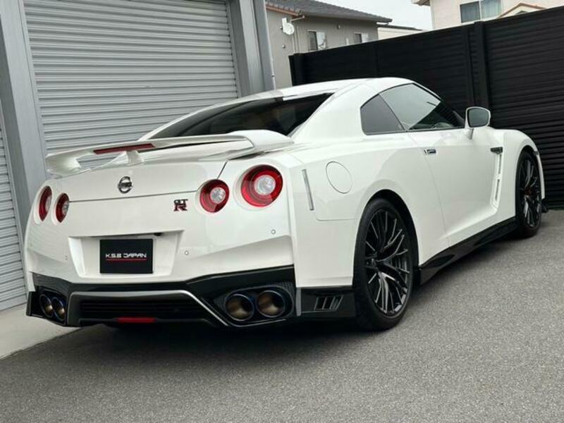 GT-R