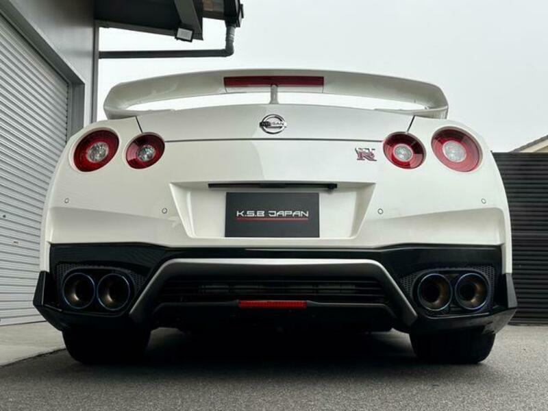 GT-R