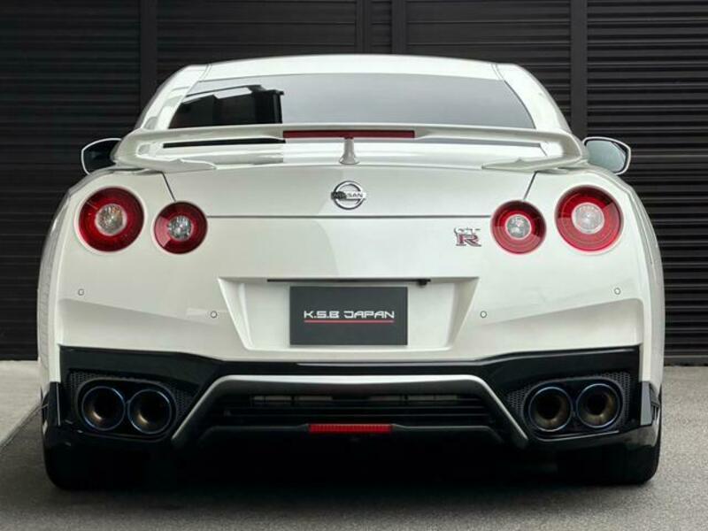 GT-R