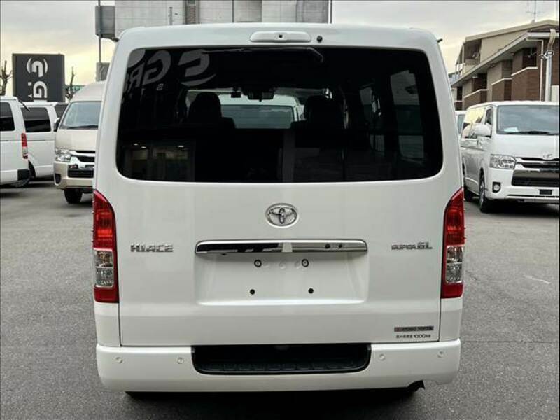 HIACE VAN