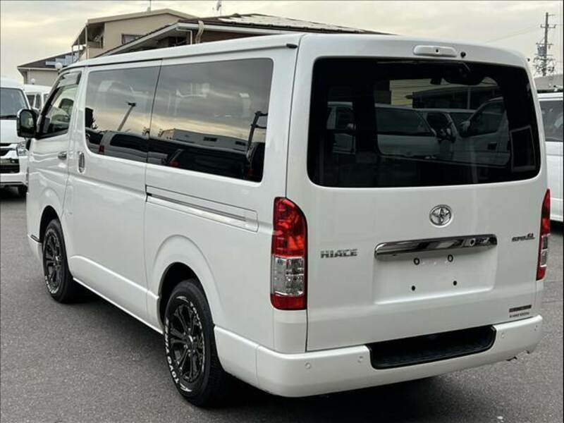HIACE VAN