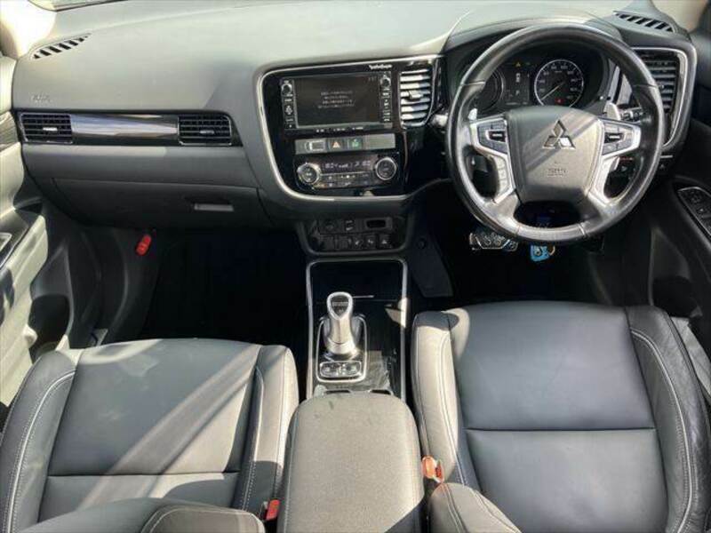OUTLANDER PHEV
