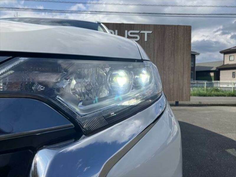 OUTLANDER PHEV