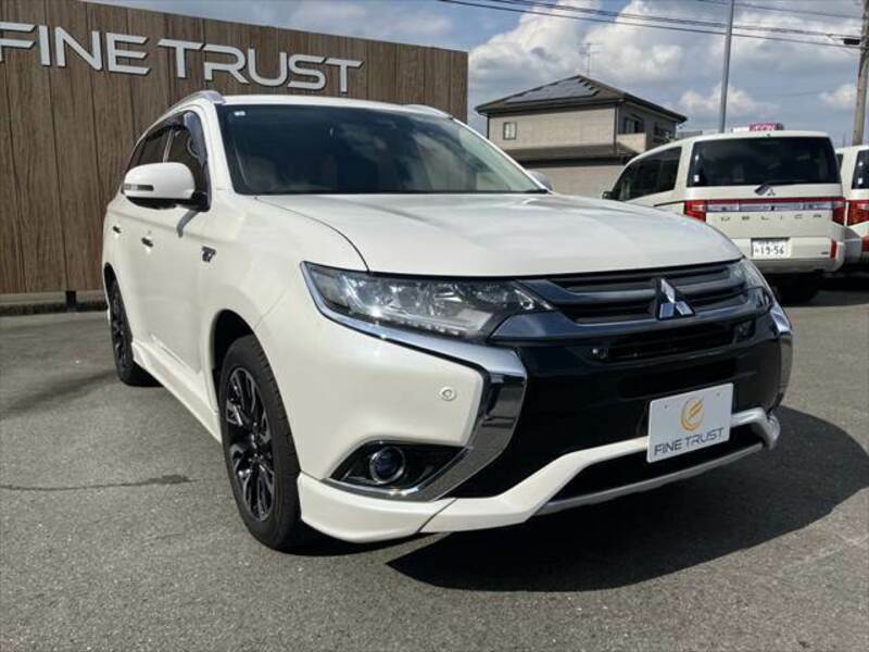 OUTLANDER PHEV