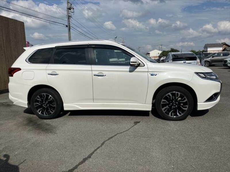 OUTLANDER PHEV