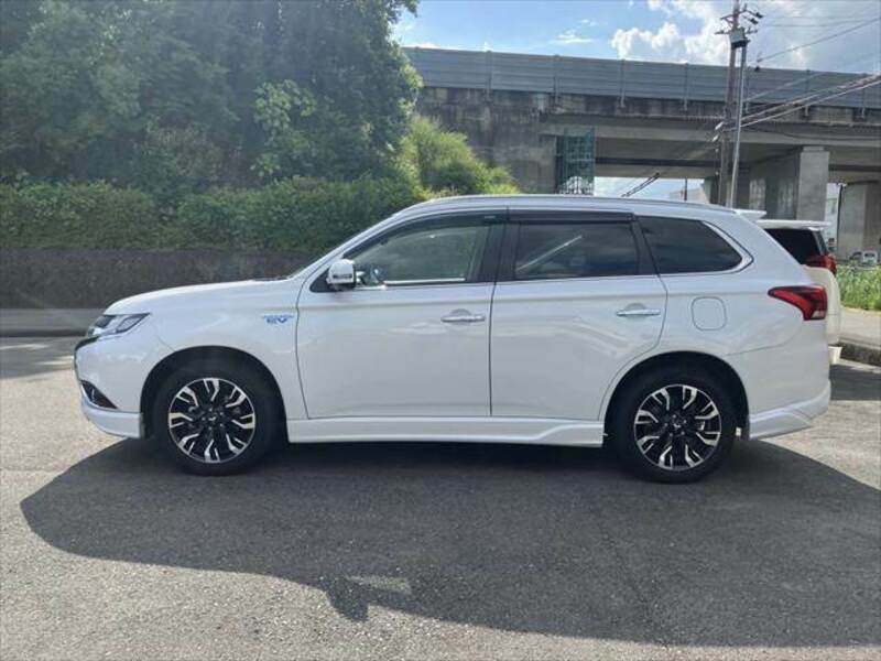 OUTLANDER PHEV