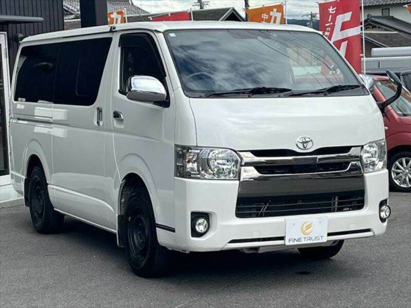 HIACE VAN