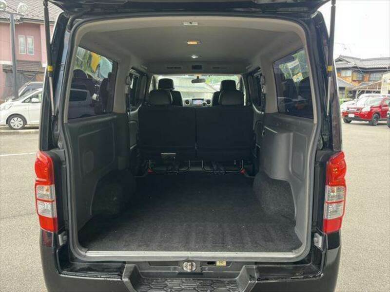 NV350 CARAVAN