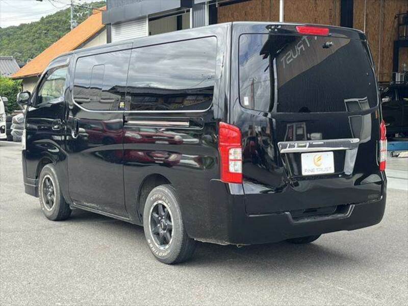 NV350 CARAVAN
