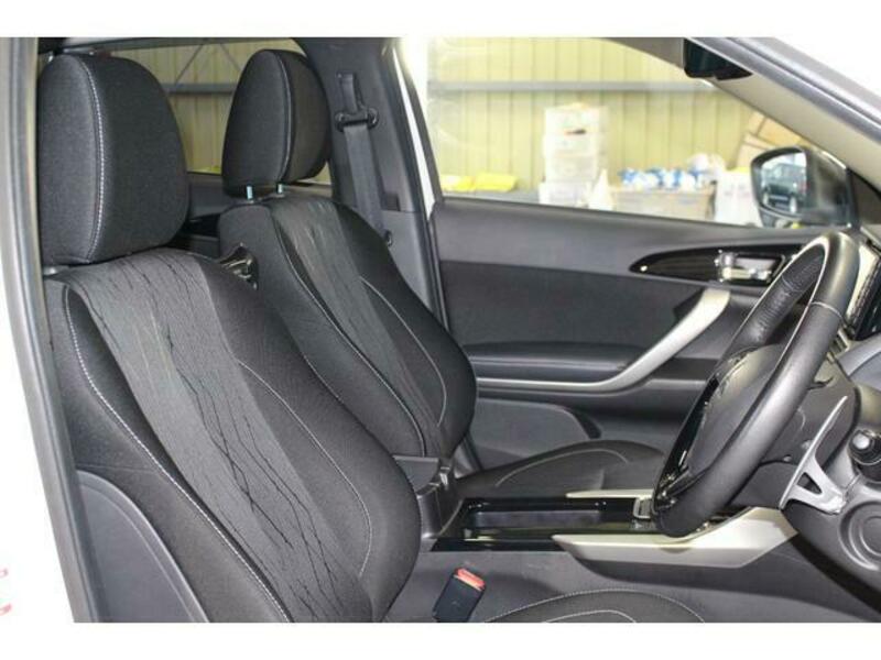 ECLIPSE CROSS