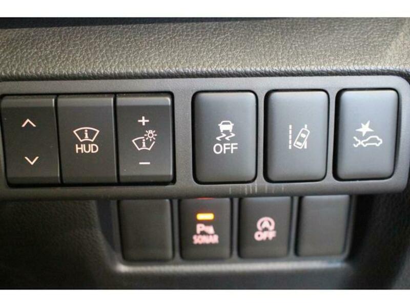 ECLIPSE CROSS
