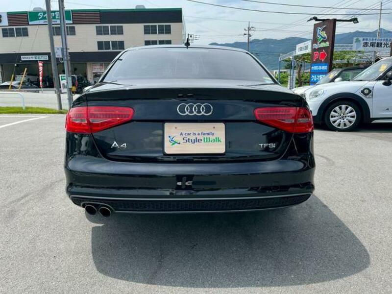 A4