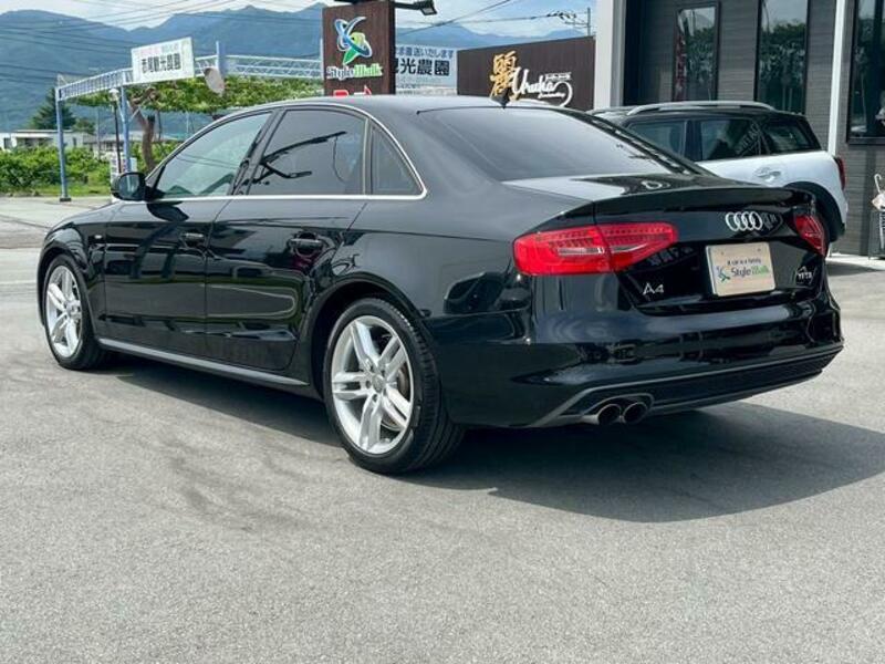 A4