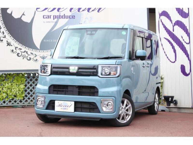 DAIHATSU WAKE