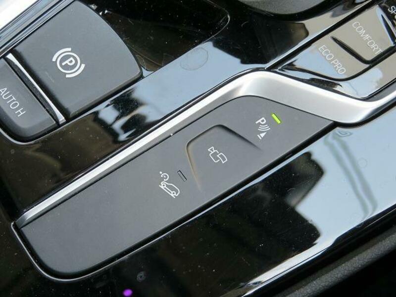 X3