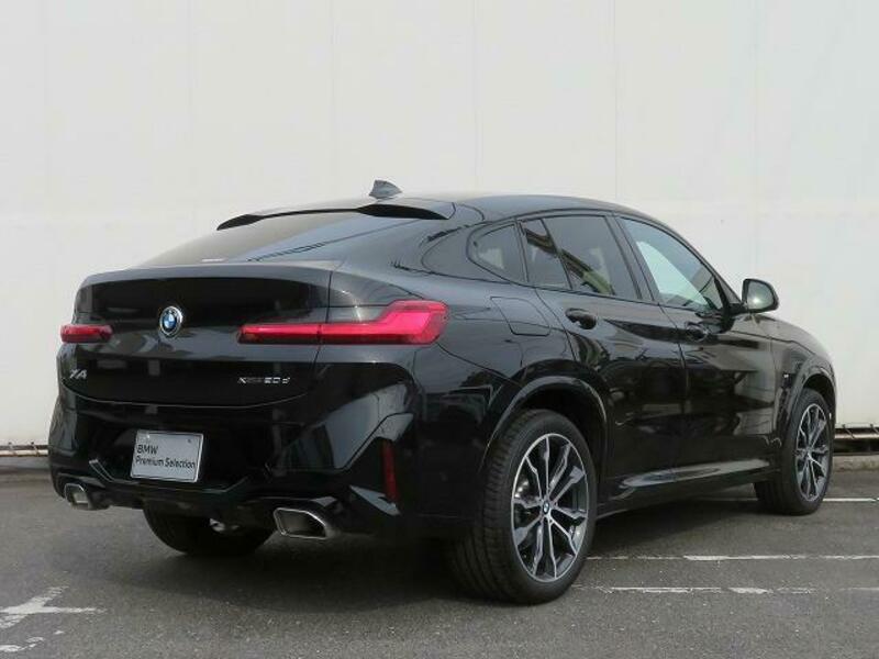 X4