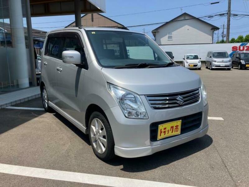 WAGON R