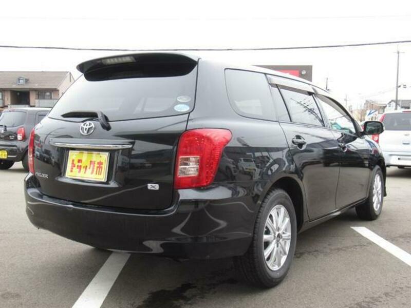 COROLLA FIELDER