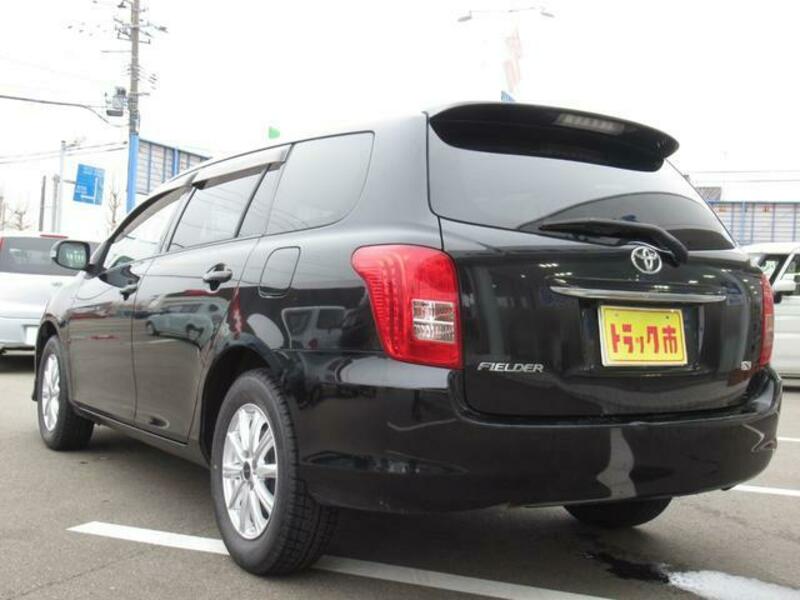 COROLLA FIELDER