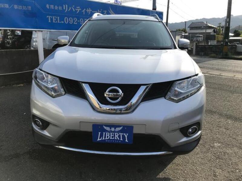 X-TRAIL