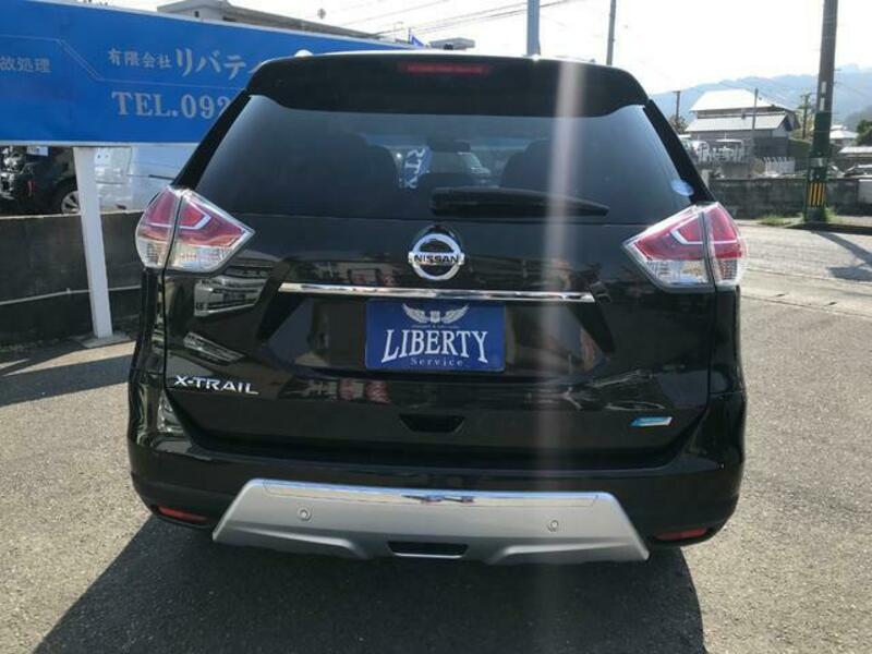 X-TRAIL