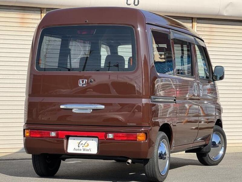 ACTY VAN