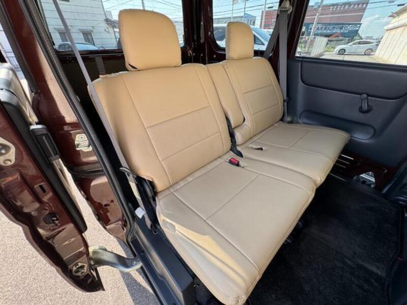 ACTY VAN