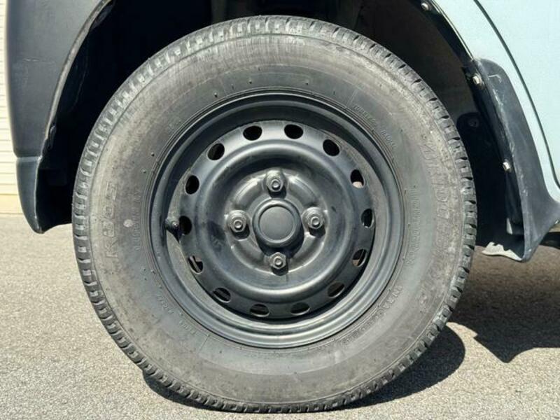 CLIPPER TRUCK