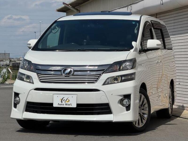 TOYOTA VELLFIRE