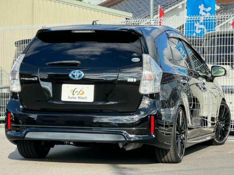 PRIUS ALPHA