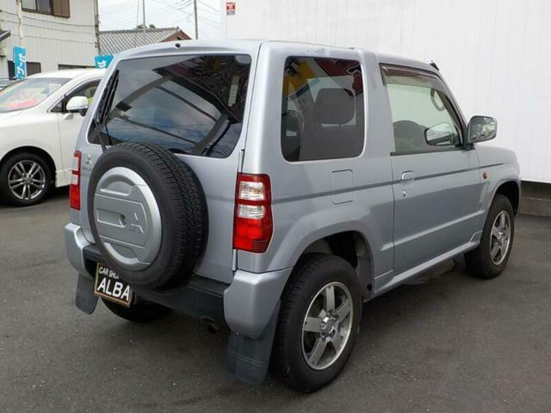 PAJERO MINI