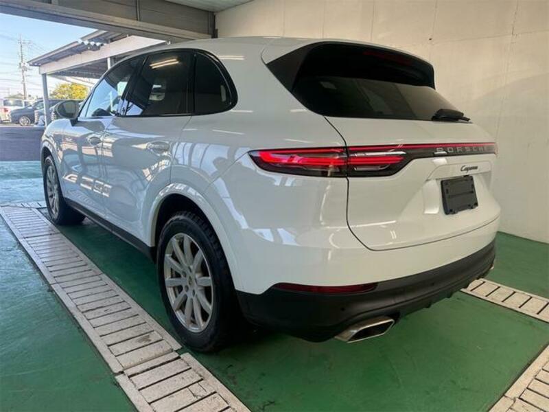 CAYENNE