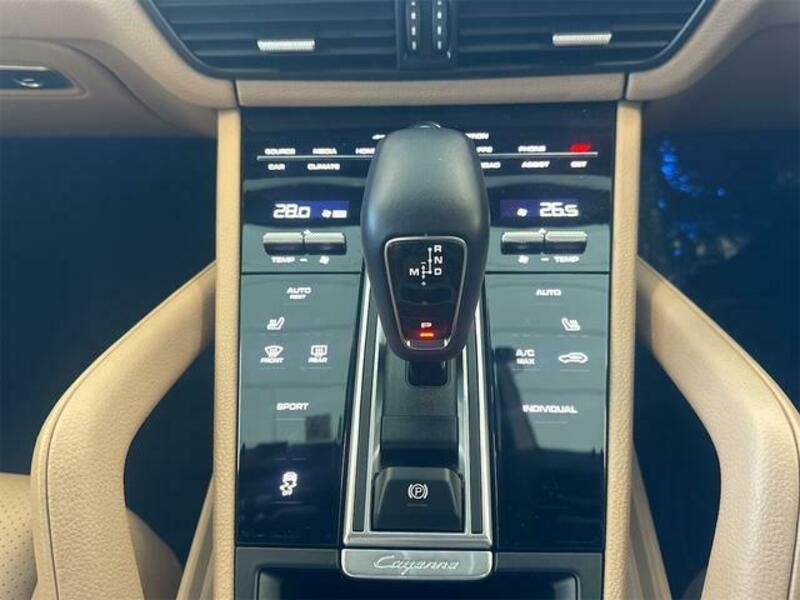CAYENNE