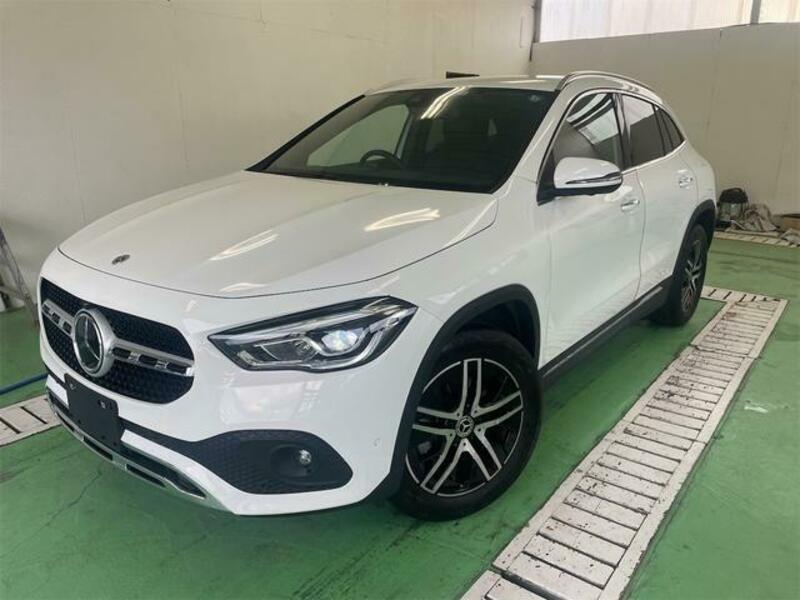 MERCEDES-BENZ GLA CLASS