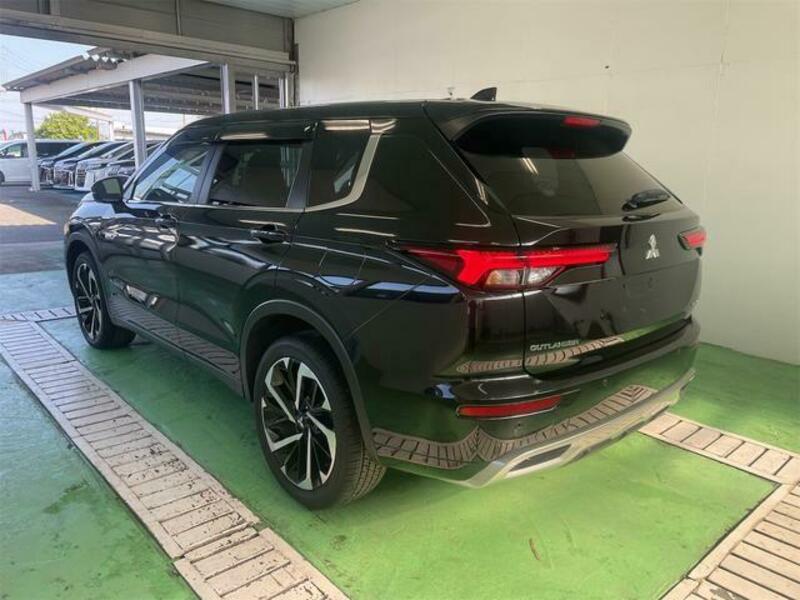 OUTLANDER PHEV